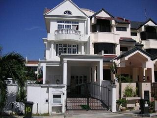 Homestay Singapore House